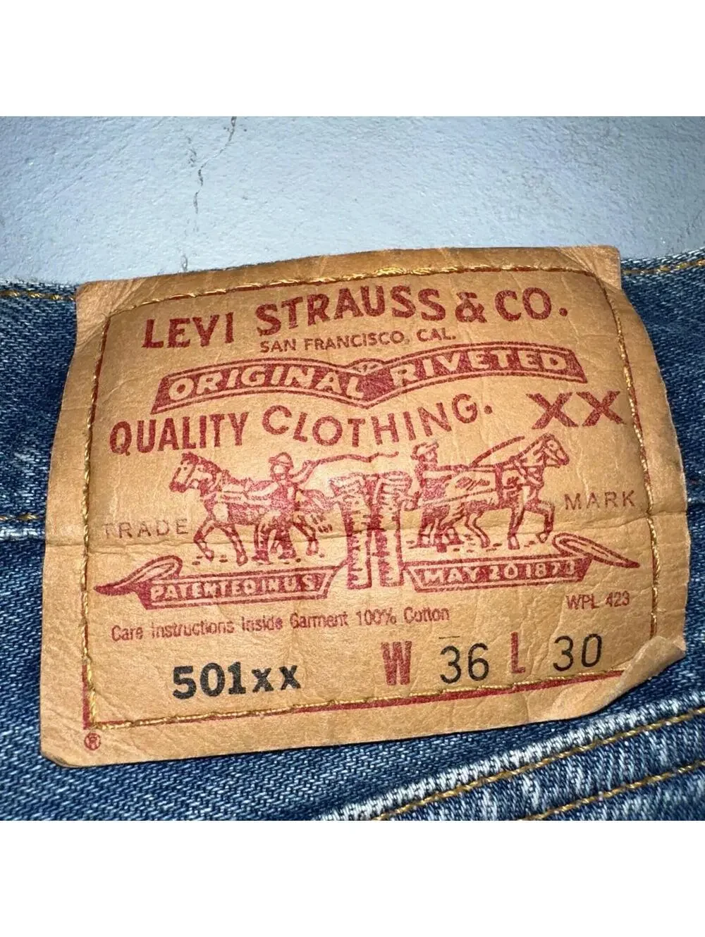 Levis 501 Vintage 90s Mexico Straight Leg Jeans 36x30 Y2K Med Wash Act 33x27